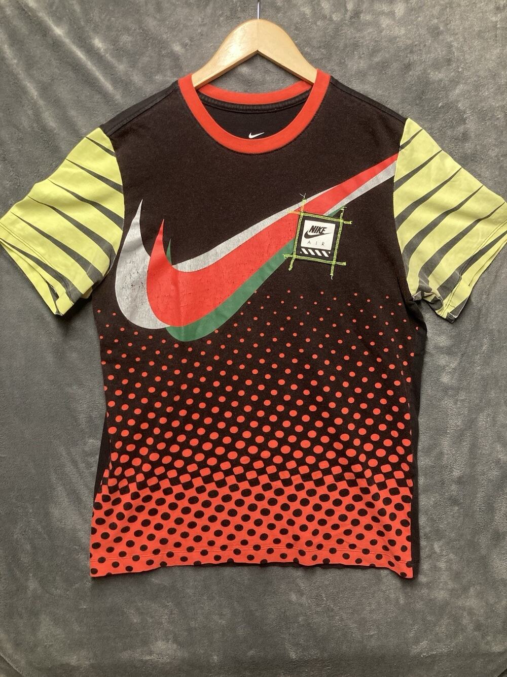 Y2K Nike Air Graphic Tee Big Swoosh Halftone Colorblock Cyberpunk Streetwear M